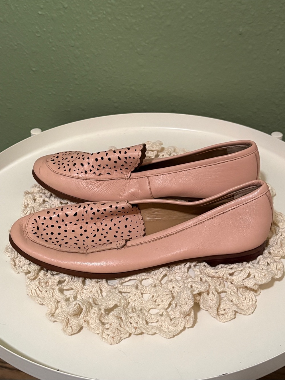 Banana Republic Blush Pink Perforated Leather Slip-On Loafers - Picture 3 of 7